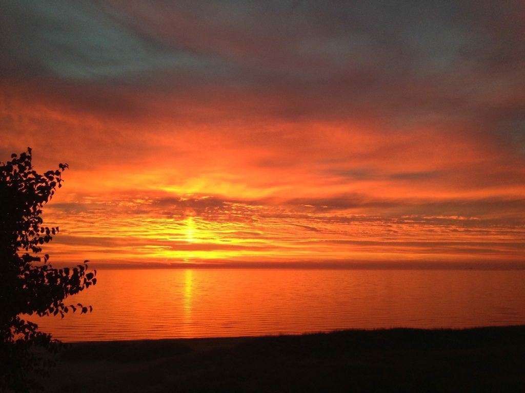 Racine sunrise